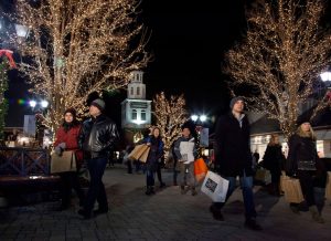 After-Thanksgiving Sale no Woodbury Common Premium Outlets