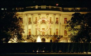 Washington, DC, Maryland e Virginia oferecem experiências típicas do Natal americano, com muitas luzes, decoração especial e neve!
