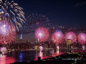 Macy’s 4th of July Fireworks retorna este ano ao vivo!
