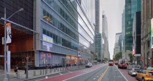 Chicken Guy! de Guy Fieri Chega a Times Square: Tudo o que Você Precisa Saber