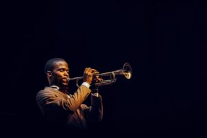 Clubes de jazz imperdíveis em Nova Iorque: onde viver a alma musical da cidade